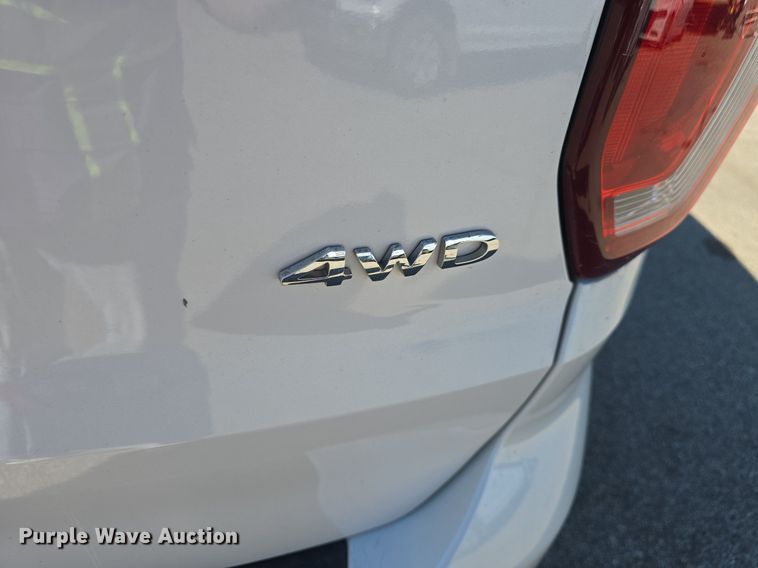 image for item DQ4596 2019 Ford Explorer XLT SUV