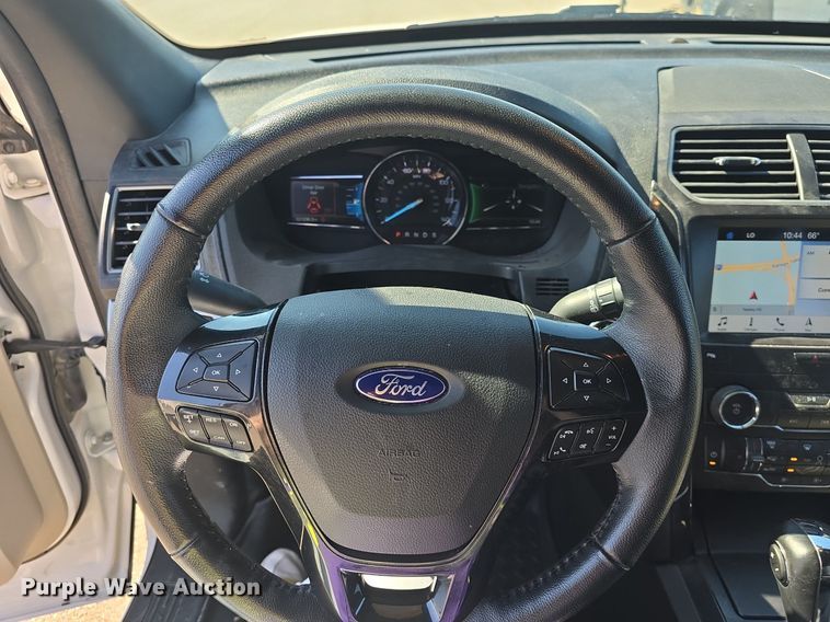 image for item DQ4596 2019 Ford Explorer XLT SUV