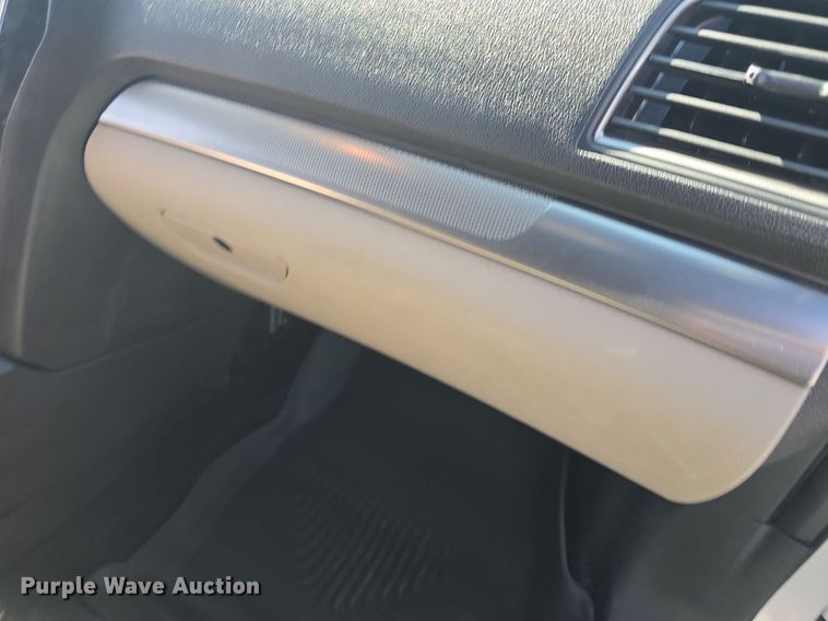 image for item DQ4596 2019 Ford Explorer XLT SUV