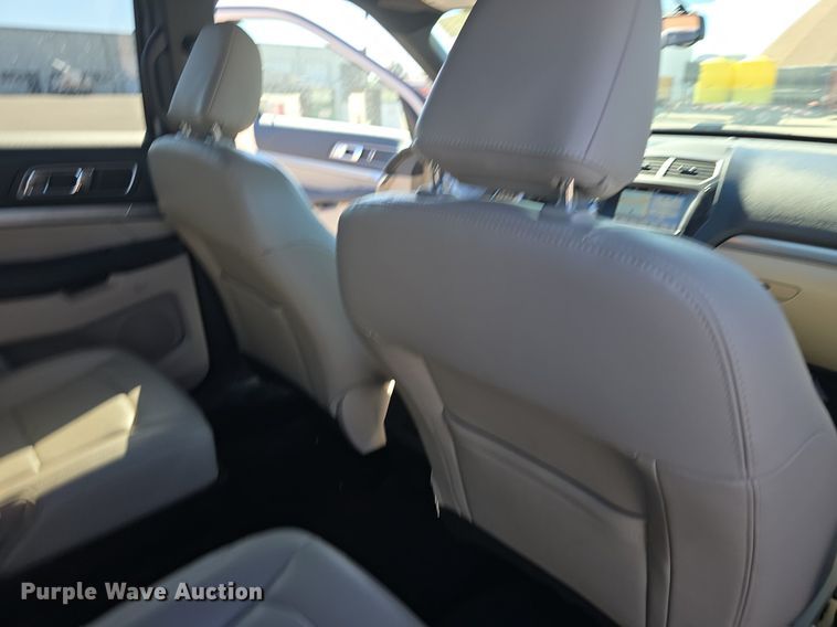 image for item DQ4596 2019 Ford Explorer XLT SUV