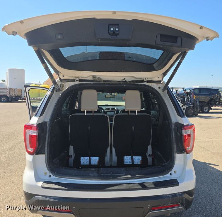 image for item DQ4596 2019 Ford Explorer XLT SUV