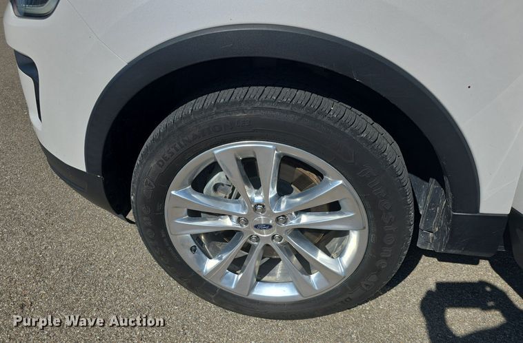 image for item DQ4596 2019 Ford Explorer XLT SUV