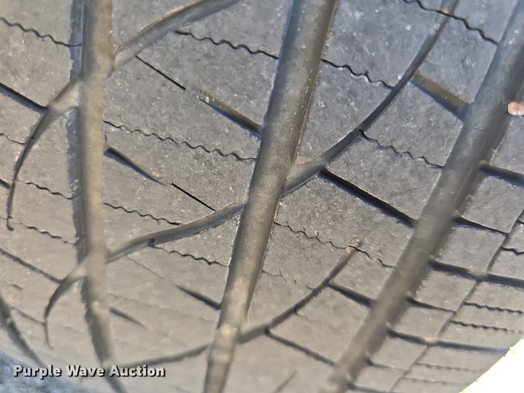 image for item DQ4596 2019 Ford Explorer XLT SUV