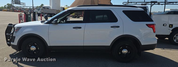 image for item DQ4598 2017 Ford Explorer Police Interceptor  SUV