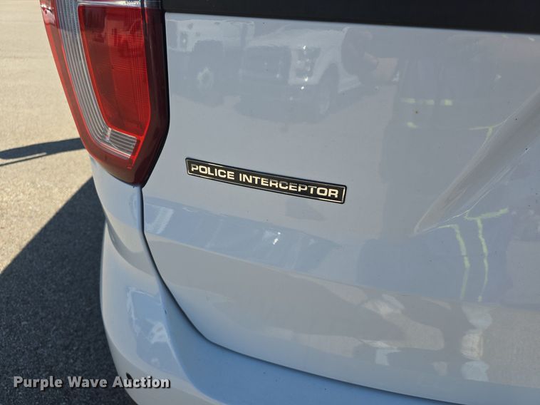 image for item DQ4598 2017 Ford Explorer Police Interceptor  SUV