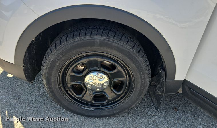 image for item DQ4598 2017 Ford Explorer Police Interceptor  SUV