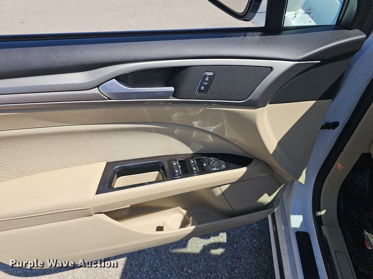 image for item DQ4601 2016 Ford Fusion SE 