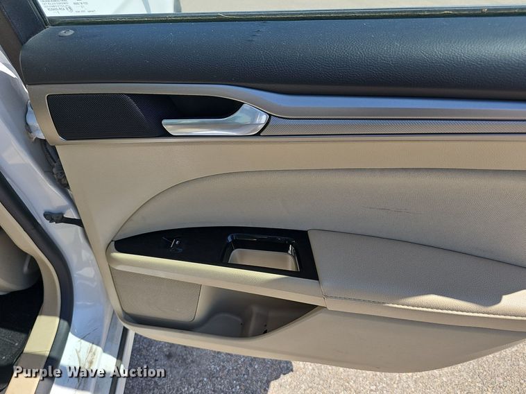 image for item DQ4601 2016 Ford Fusion SE 