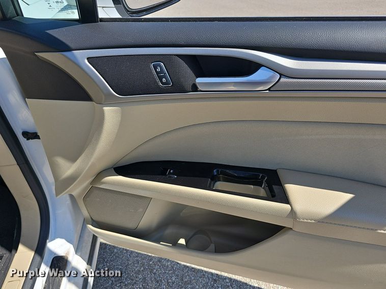 image for item DQ4601 2016 Ford Fusion SE 