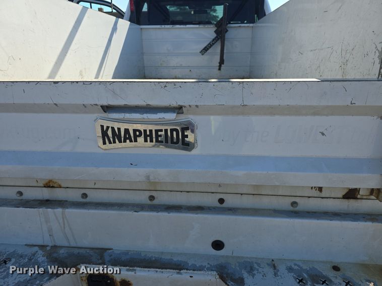 image for item DQ4603 2017 Ford F250 Super Duty XLT  utility bed pickup truck