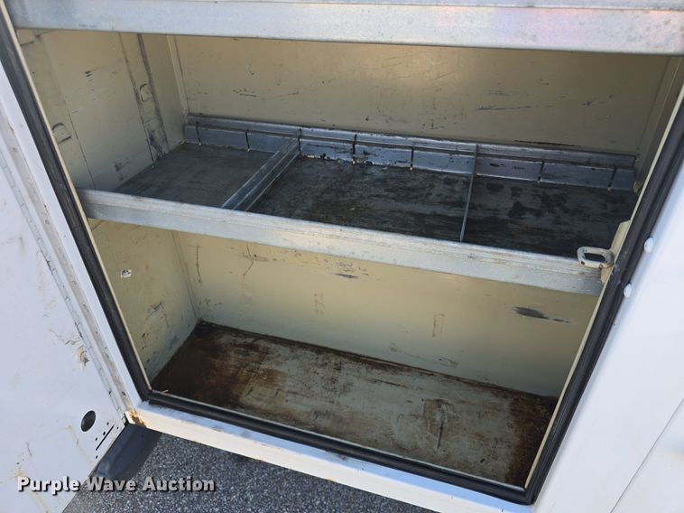 image for item DQ4603 2017 Ford F250 Super Duty XLT  utility bed pickup truck