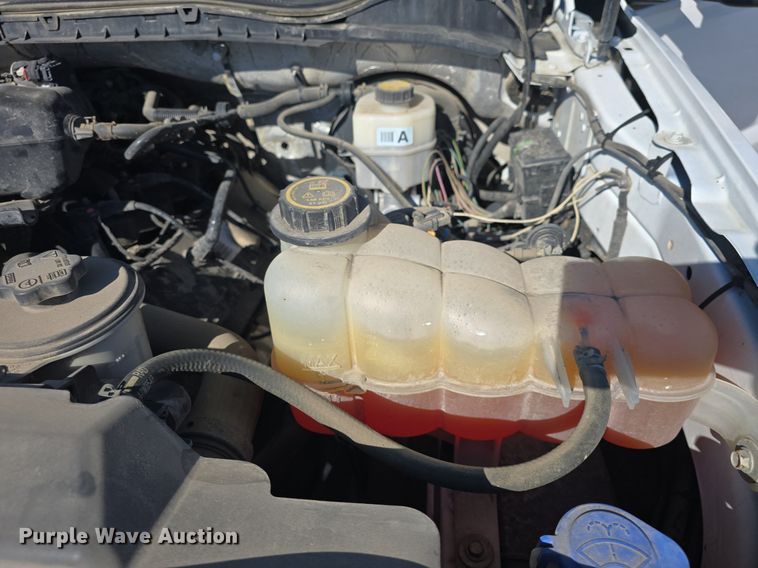 image for item DQ4603 2017 Ford F250 Super Duty XLT  utility bed pickup truck