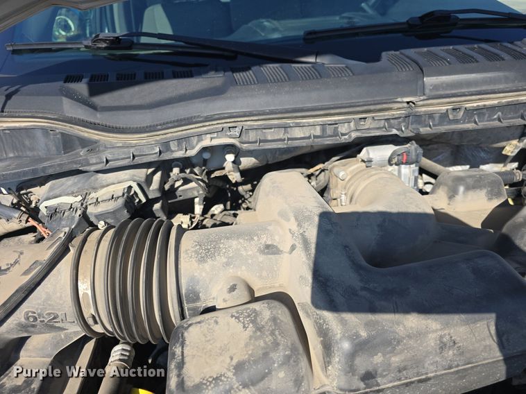 image for item DQ4603 2017 Ford F250 Super Duty XLT  utility bed pickup truck