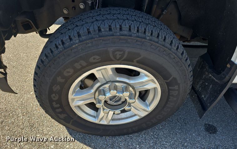 image for item DQ4603 2017 Ford F250 Super Duty XLT  utility bed pickup truck