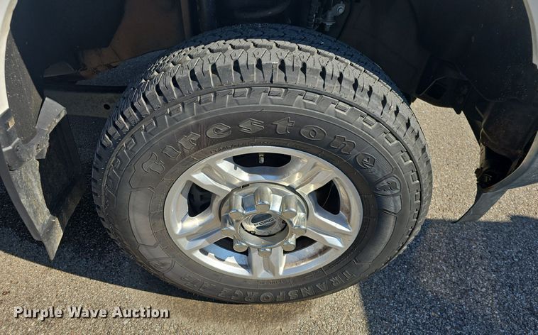 image for item DQ4603 2017 Ford F250 Super Duty XLT  utility bed pickup truck