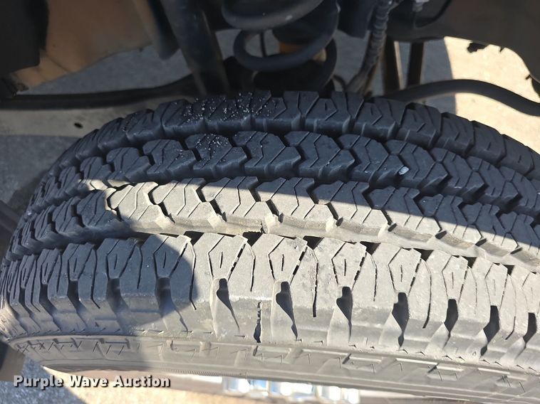 image for item DQ4603 2017 Ford F250 Super Duty XLT  utility bed pickup truck