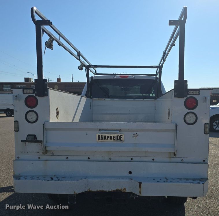 image for item DQ4604 2017 Ford F250 Super Duty XLT utility bed pickup truck