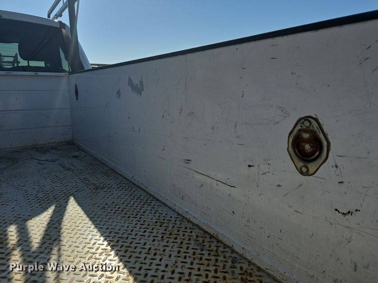 image for item DQ4604 2017 Ford F250 Super Duty XLT utility bed pickup truck