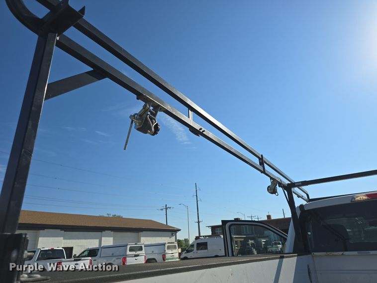 image for item DQ4604 2017 Ford F250 Super Duty XLT utility bed pickup truck