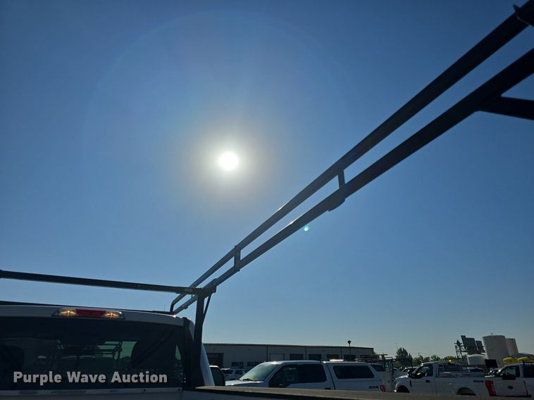 image for item DQ4604 2017 Ford F250 Super Duty XLT utility bed pickup truck