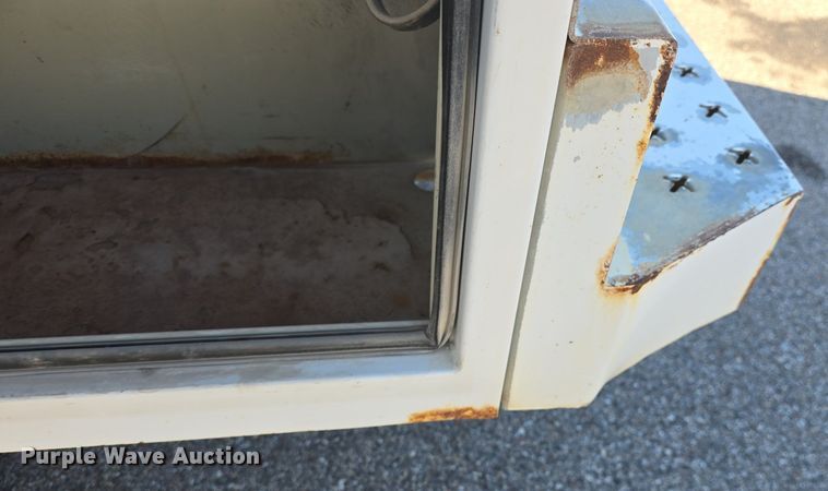 image for item DQ4604 2017 Ford F250 Super Duty XLT utility bed pickup truck