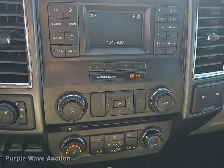 image for item DQ4604 2017 Ford F250 Super Duty XLT utility bed pickup truck