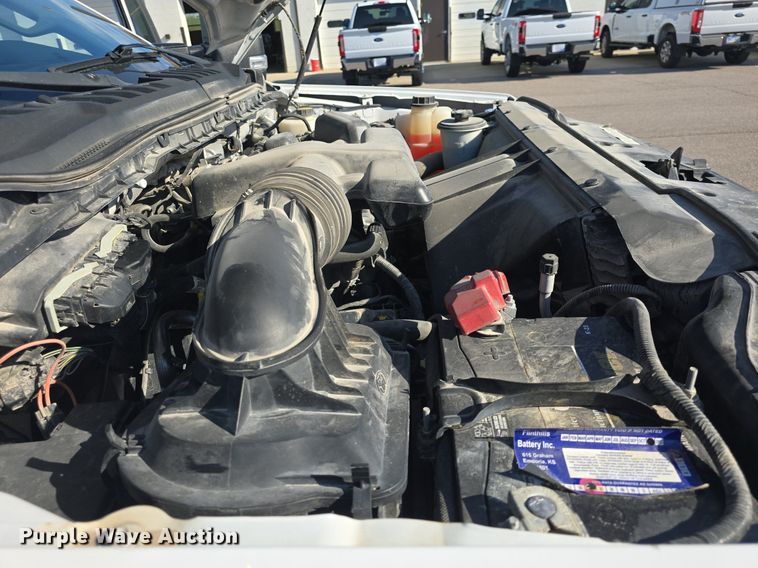 image for item DQ4604 2017 Ford F250 Super Duty XLT utility bed pickup truck