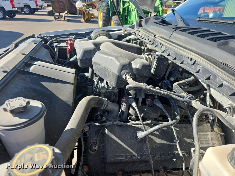 image for item DQ4604 2017 Ford F250 Super Duty XLT utility bed pickup truck