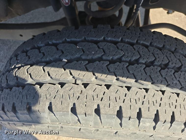 image for item DQ4604 2017 Ford F250 Super Duty XLT utility bed pickup truck