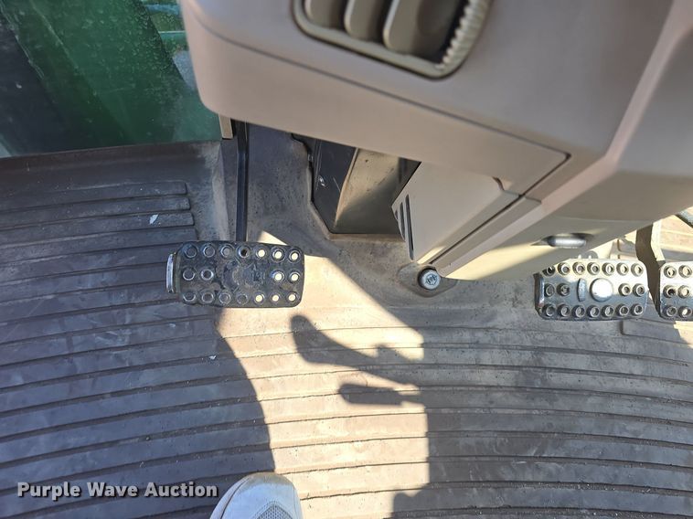 image for item DQ4605 1998 John Deere  6310 MFWD tractor