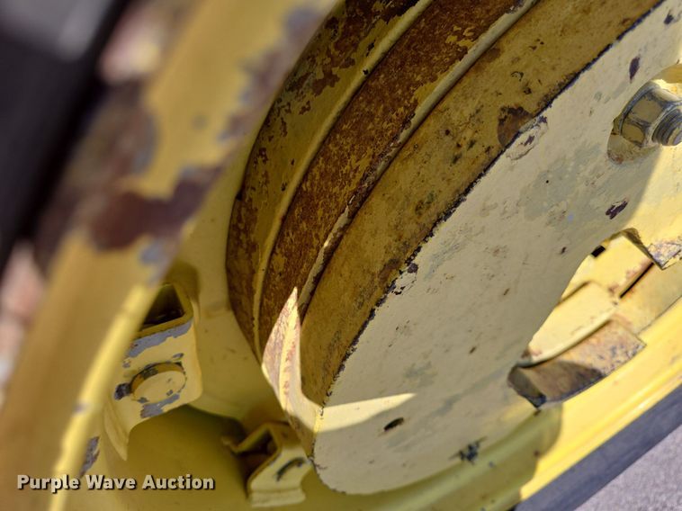 image for item DQ4605 1998 John Deere  6310 MFWD tractor