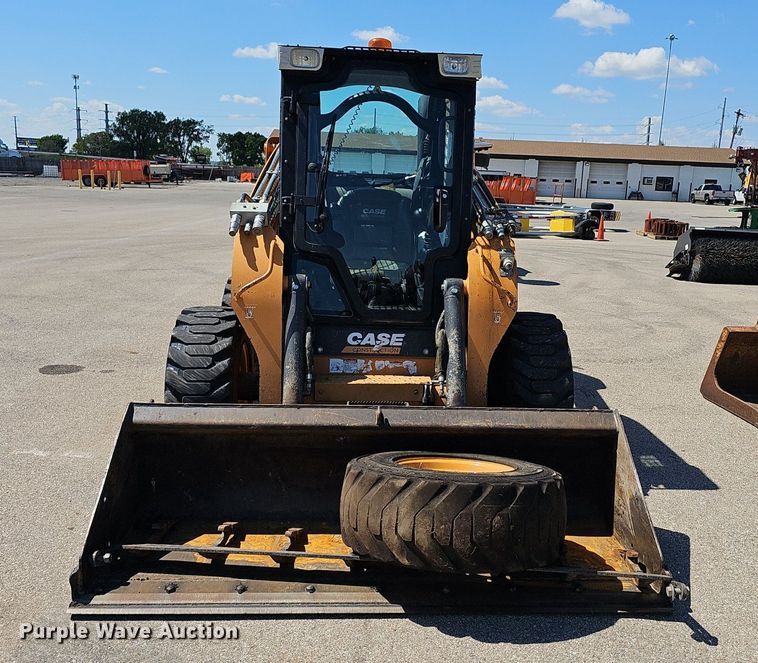 image for item DQ4606 2012 Case SR250 skid steer loader