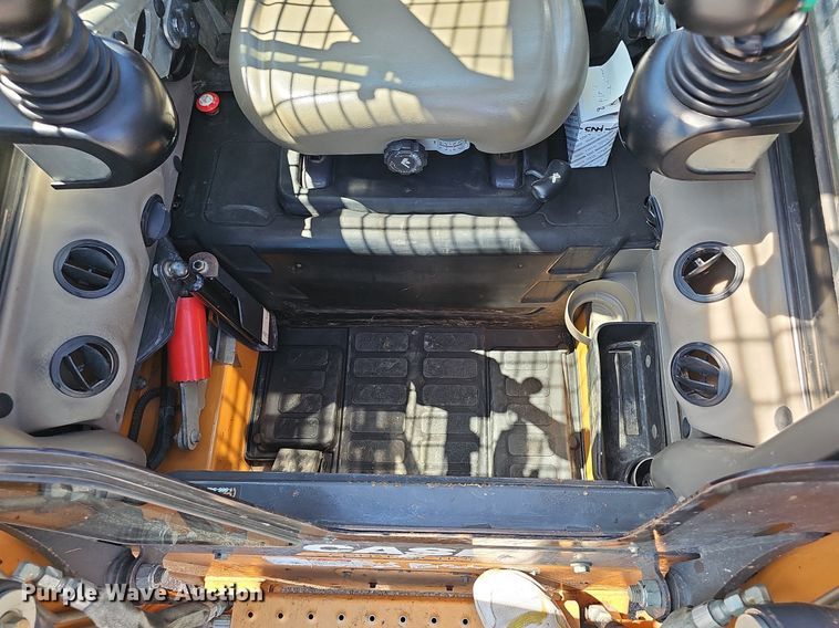 image for item DQ4606 2012 Case SR250 skid steer loader