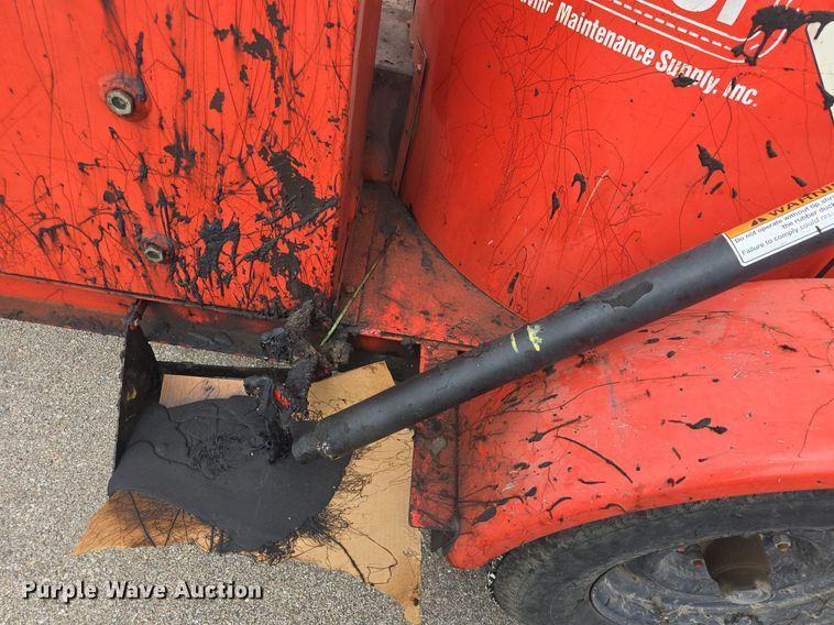 image for item DQ4607 1999 Crafco  SS125 pothole patcher