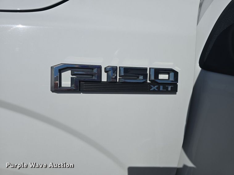 image for item DQ5187 2020 Ford F150 XLT SuperCrew pickup truck