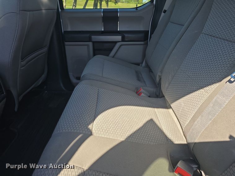 image for item DQ5187 2020 Ford F150 XLT SuperCrew pickup truck