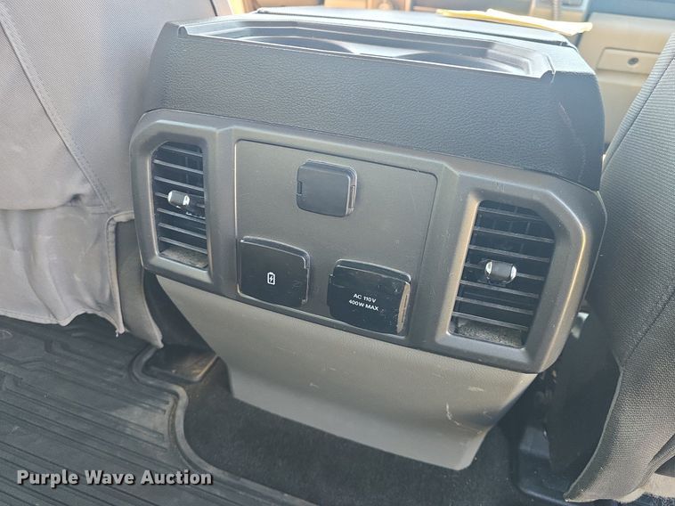 image for item DQ5187 2020 Ford F150 XLT SuperCrew pickup truck