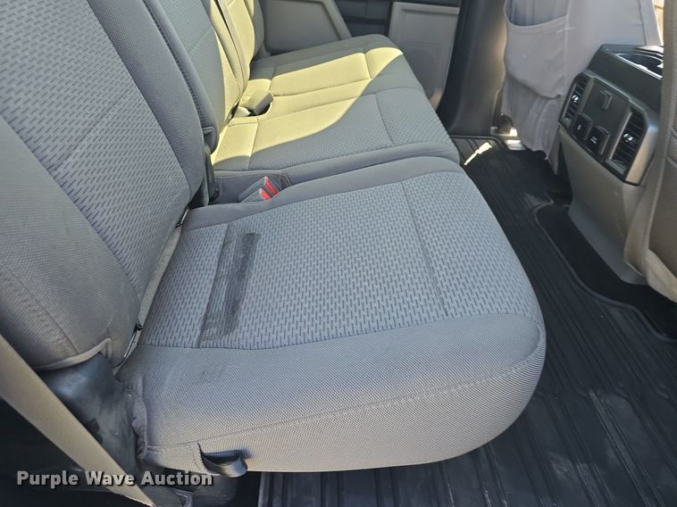 image for item DQ5187 2020 Ford F150 XLT SuperCrew pickup truck