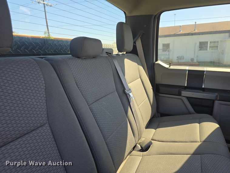 image for item DQ5187 2020 Ford F150 XLT SuperCrew pickup truck