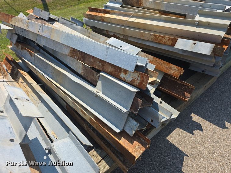 image for item EK2013 (25) guard rail posts