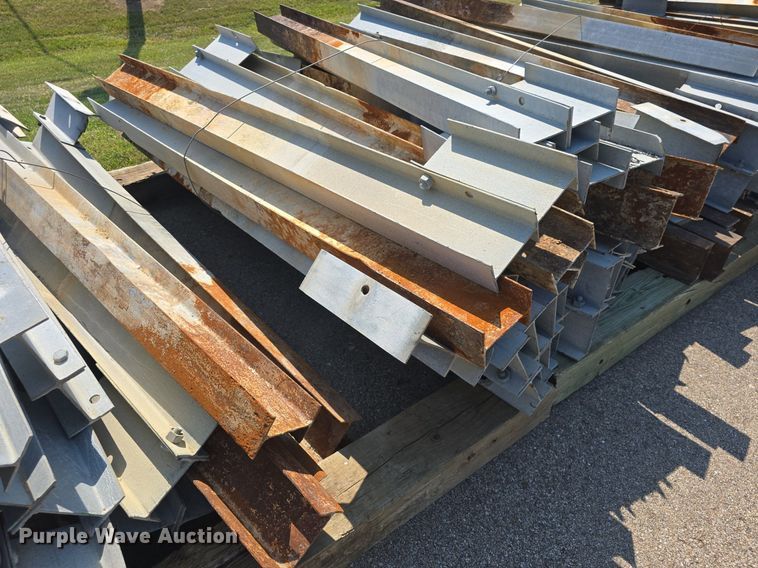 image for item EK2013 (25) guard rail posts