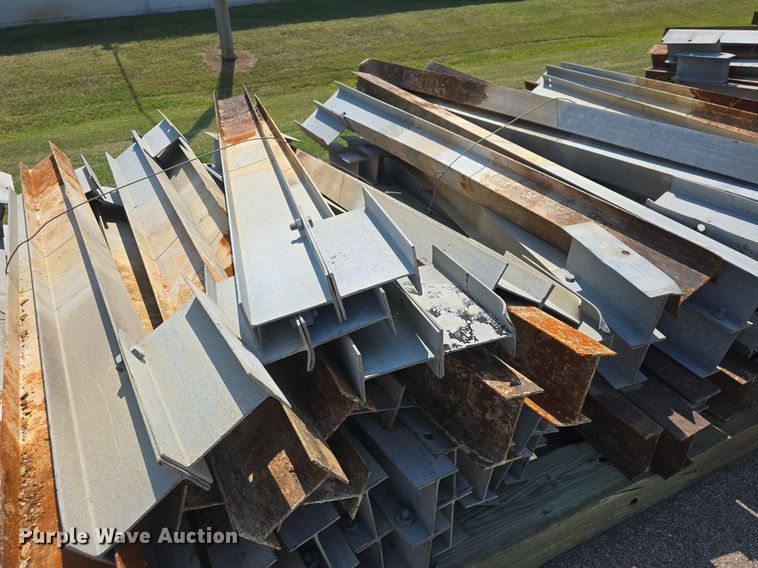 image for item EK2013 (25) guard rail posts