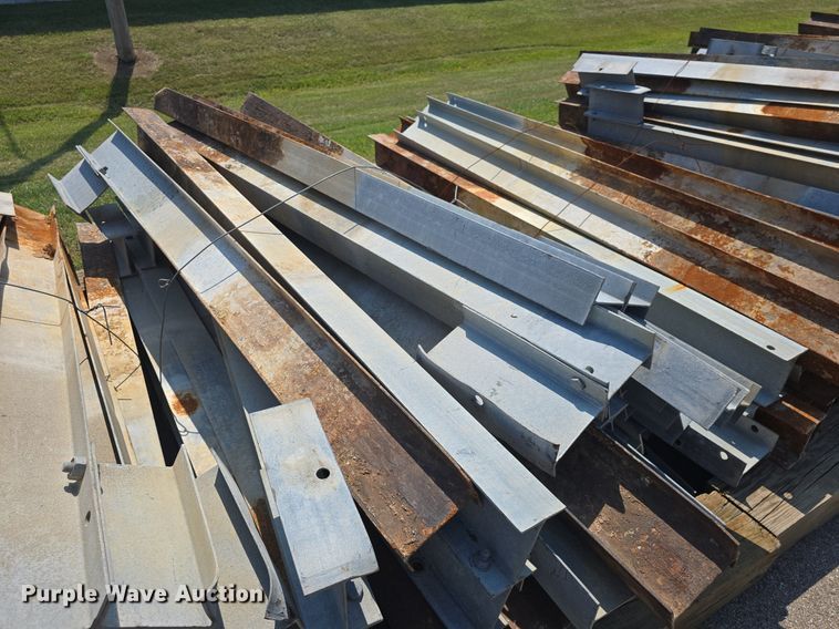 image for item EK2013 (25) guard rail posts