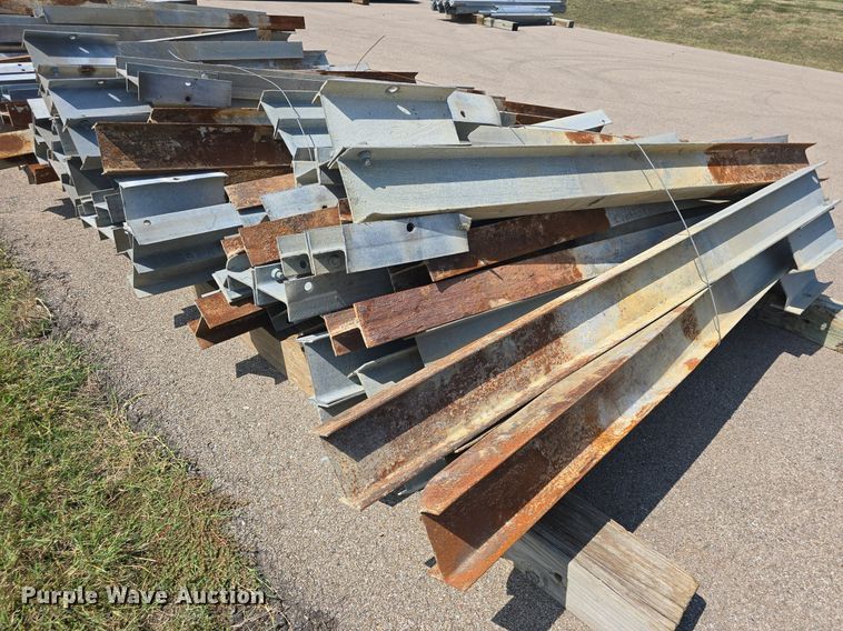 image for item EK2018 (25) guard rail posts