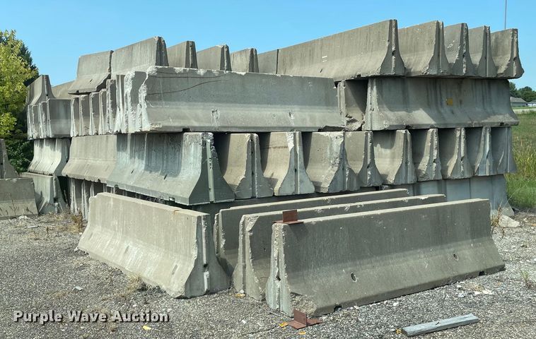 image for item EK2031  (10) concrete barriers