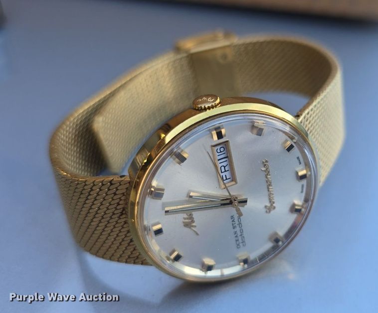 image for item EK2145 (5) watches