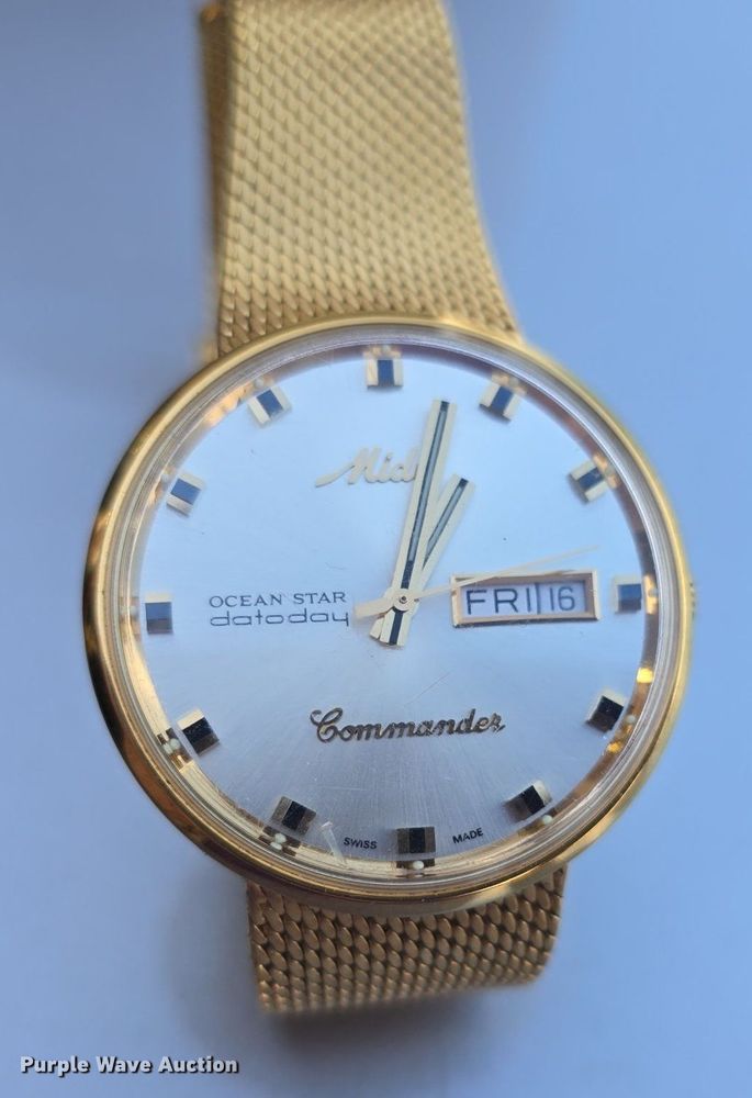 image for item EK2145 (5) watches