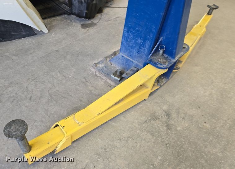 image for item EK2146 2010 Bend Pak  two post lift