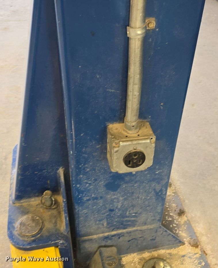 image for item EK2146 2010 Bend Pak  two post lift