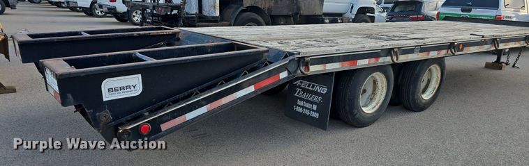 image for item EK2155 2006 Felling equipment trailer